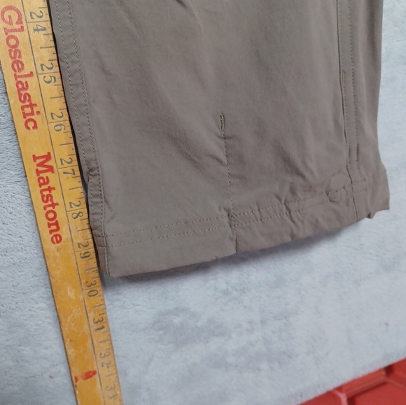 L.L.Bean Women's Nylon Hiking Pants 12 Taupe Adjustable Hem Cozy Outdoor Travel - Picture 11 of 11